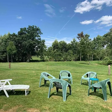 Gite De La Poupardiere, Maison De Campagne En Bordure De Riviere - 2 Nuits Minimum * Les Cresnays