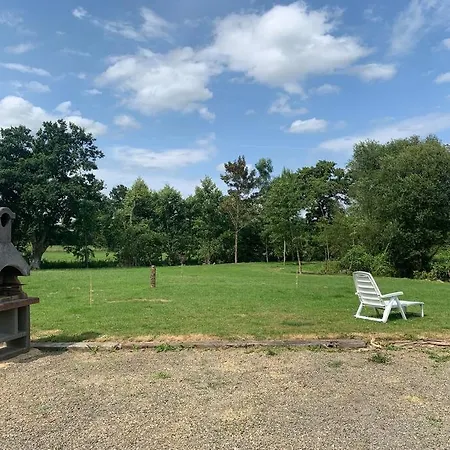 Casa vacanze Gite De La Poupardiere, Maison De Campagne En Bordure De Riviere - 2 Nuits Minimum