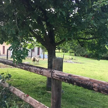 Gite De La Poupardiere, Maison De Campagne En Bordure De Riviere - 2 Nuits Minimum 度假居 *