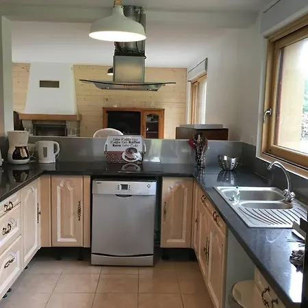 Gite De La Poupardiere, Maison De Campagne En Bordure De Riviere - 2 Nuits Minimum Les Cresnays