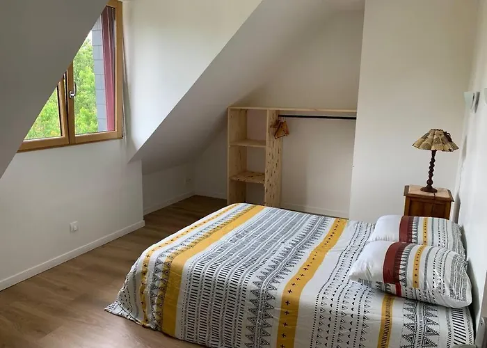 Gite De La Poupardiere, Maison De Campagne En Bordure De Riviere - 2 Nuits Minimum * Les Cresnays