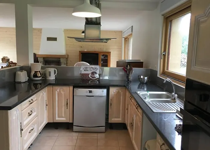 Gite De La Poupardiere, Maison De Campagne En Bordure De Riviere - 2 Nuits Minimum Les Cresnays